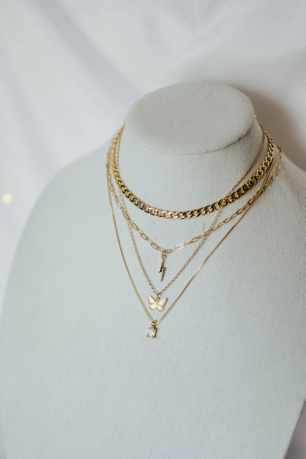 Automatic Curb Necklace