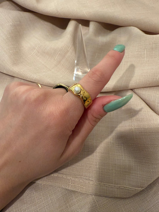 Pearl Wave Ring
